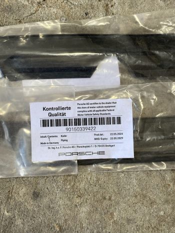 Scuttle panel rubber seal (90150339422)