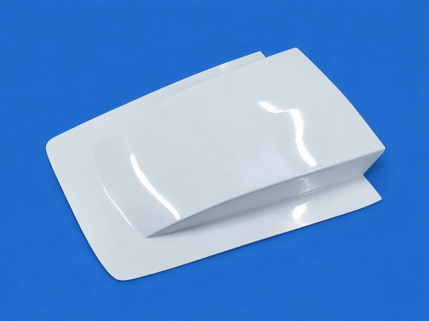 Universal bonnet scoop